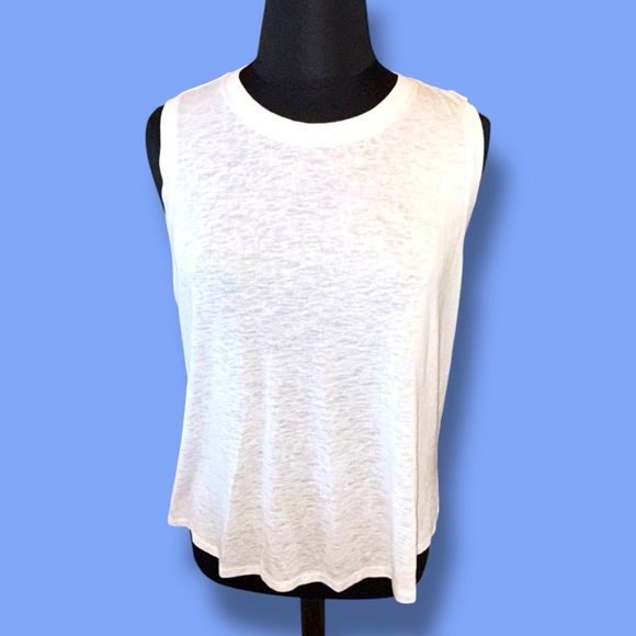 ATHLETA BREEZY TANK - White Plus 1X - Picture 7 of 15